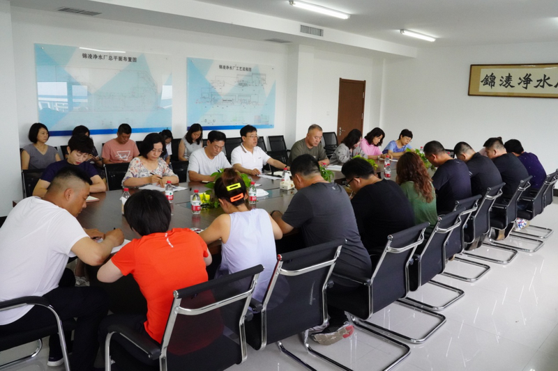 保安全  保質(zhì)量  保進度 集團召開LXB工程建設(shè)調(diào)度工作會議