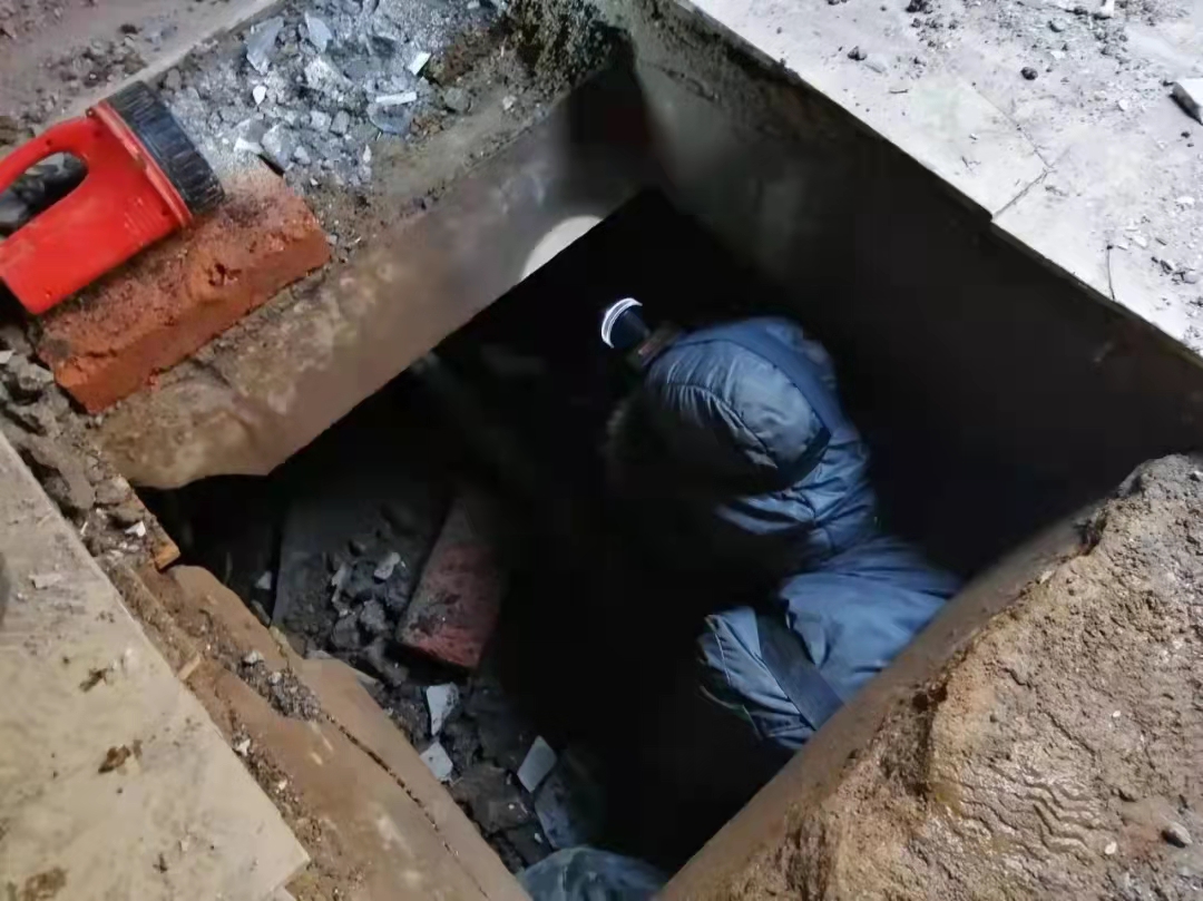 頂寒風(fēng) 抓搶修 三公司迅速出擊保供水