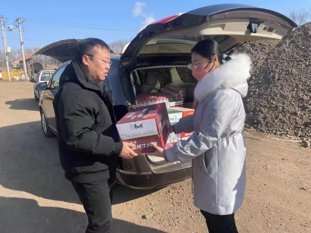 工會慰問鼓士氣  濃濃關(guān)懷顯真情