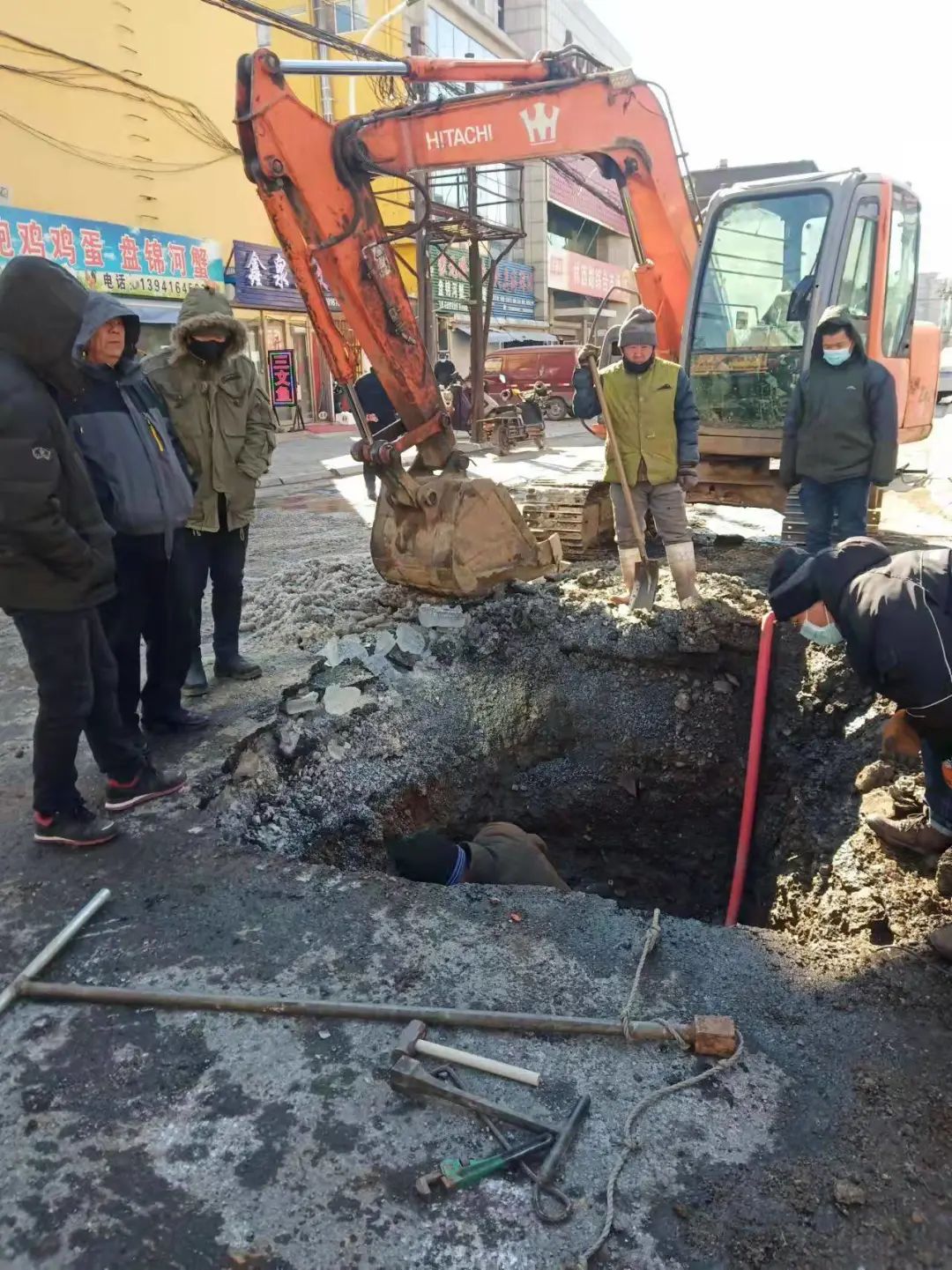 經(jīng)營管理二公司漏管搶修保障民生