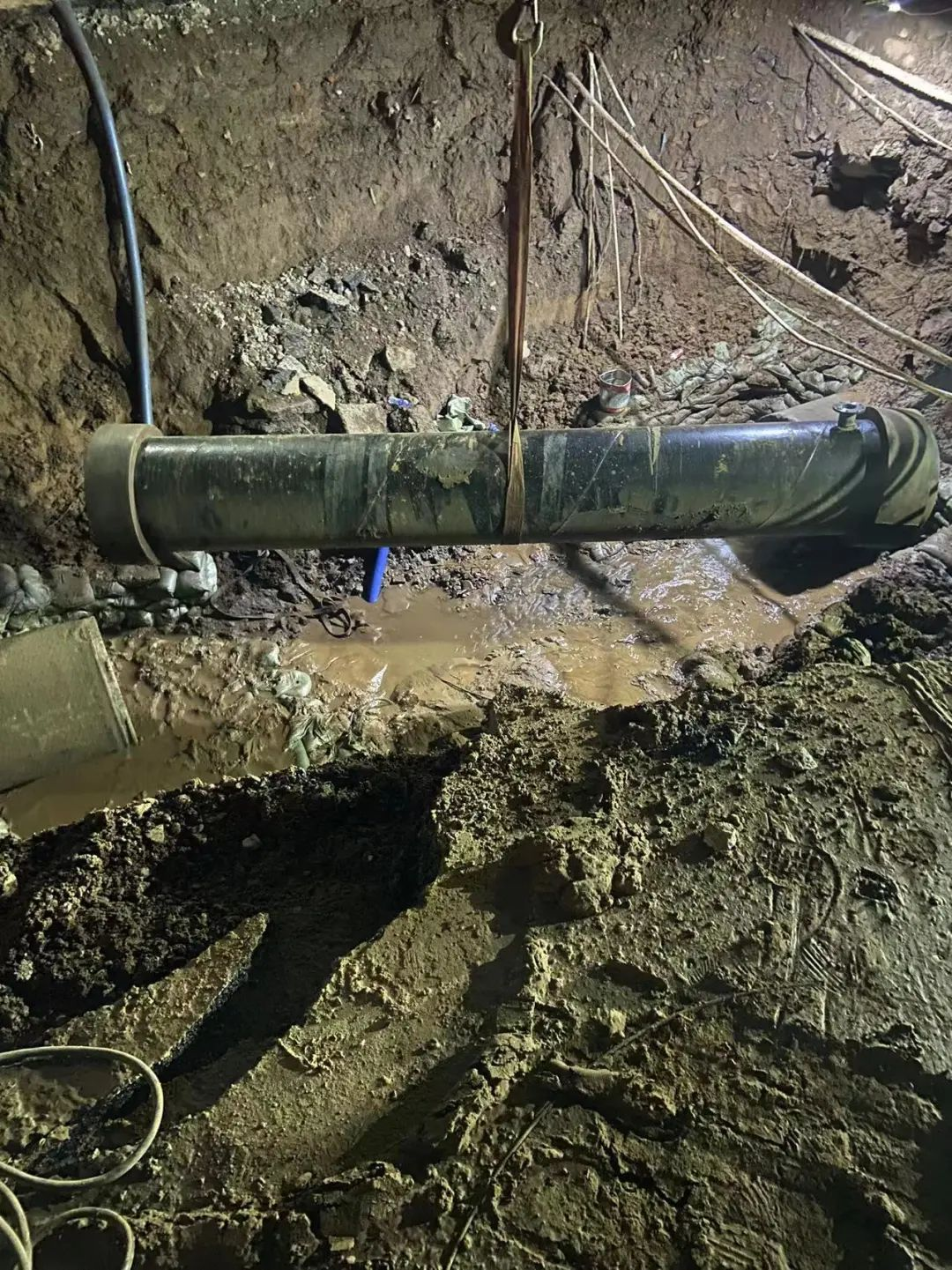 不眠不休 日夜兼程 記工程公司南廣路DN800輸水管線搶修